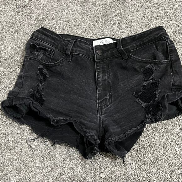KanCan Black Jean Shorts size 29 - Picture 1 of 6